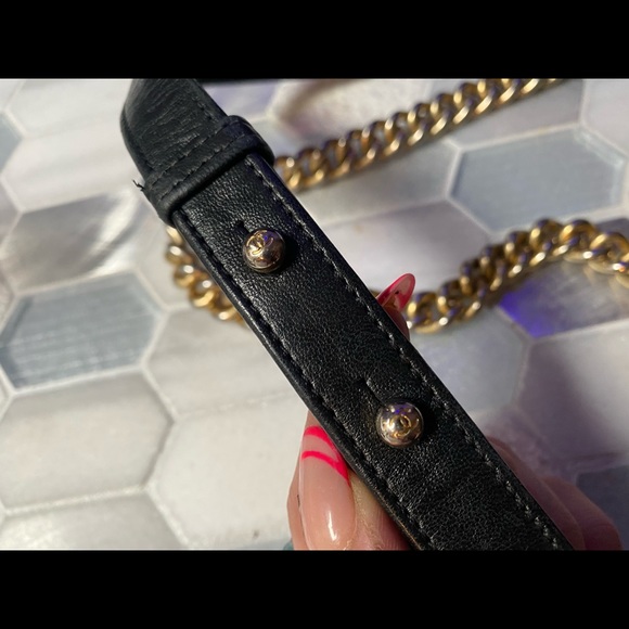 Chanel medium calf leather black Le Boy Bag gold hardware - Picture 3 of 9